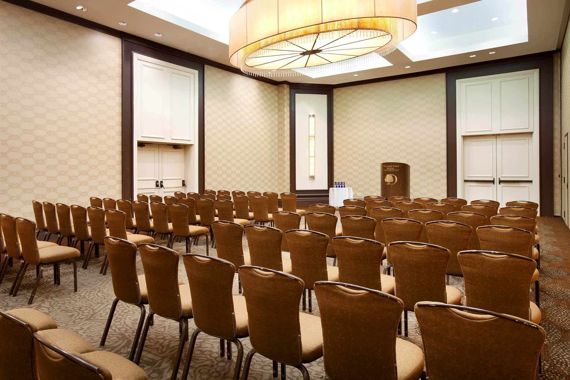 Doubletree By Hilton Hotel Boston - Bedford Glen Buitenkant foto